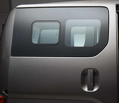 New 2013 Nissan Evalia XV MPV photo gallery